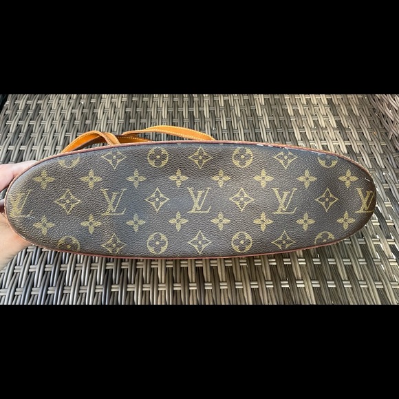 Louis Vuitton Babylone shoulder bag with zipper - Picture 3 of 13